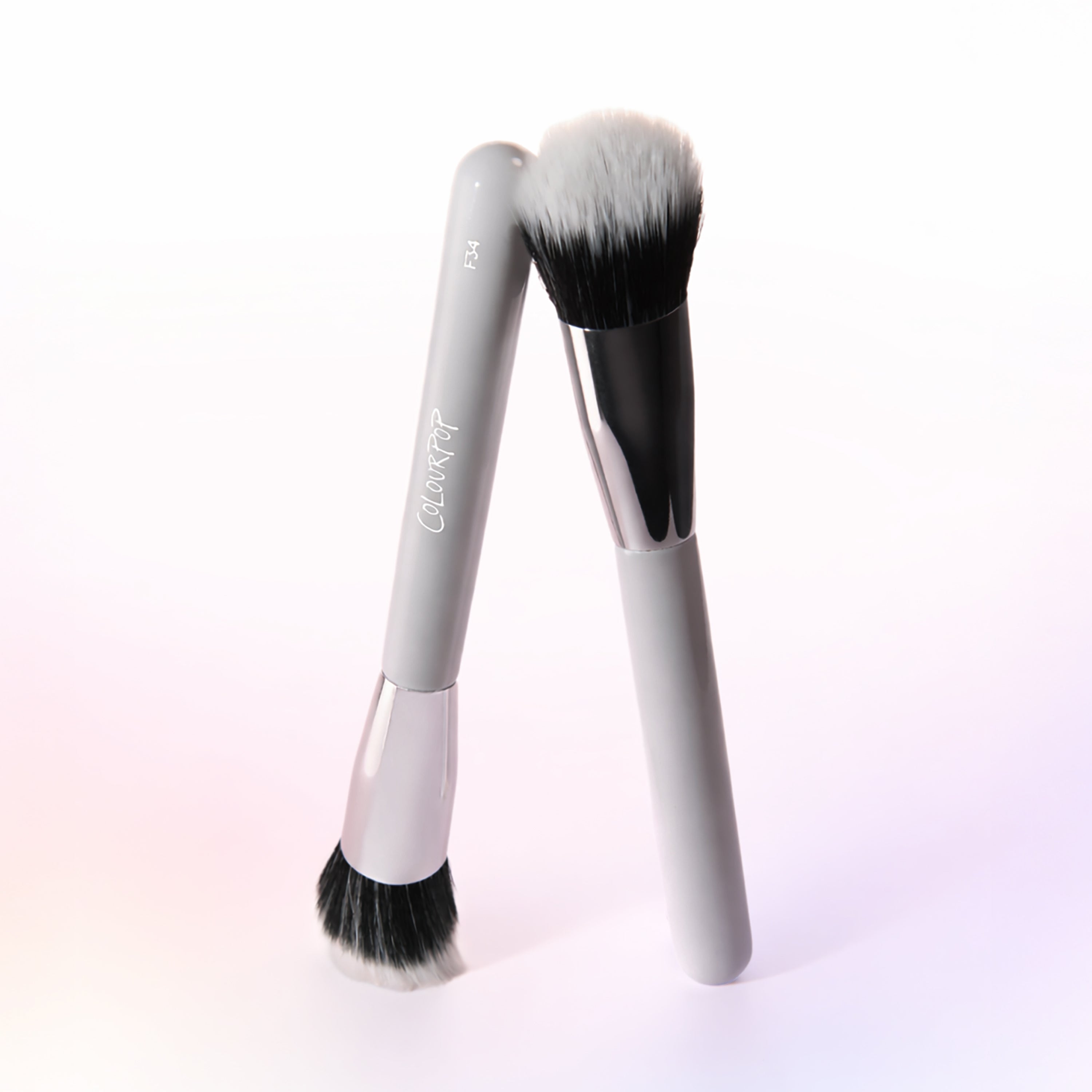 Angled Blending Face Brush - Soft Warmth